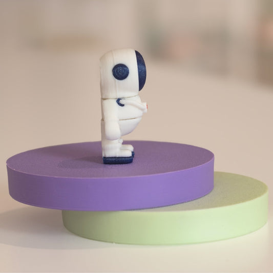 Figurine cosmonaute kawaii 3D, figurine miniature à collectionner fabriquée à Cognac.