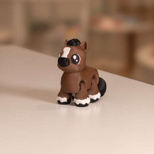 Figurine poney kawaii 3D marron. Figurine articulée imprimée en 3D à Cognac