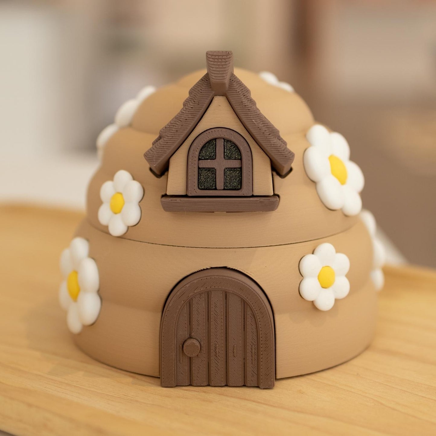 Boîte ruche kawaii, boîte de rangement décorative en forme de ruche. Imprimée en 3D.