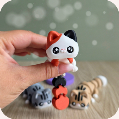 Figurine 3D chat mignon blanc roux kawaii