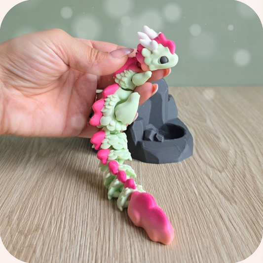 Figurine bébé dragon vert et rose