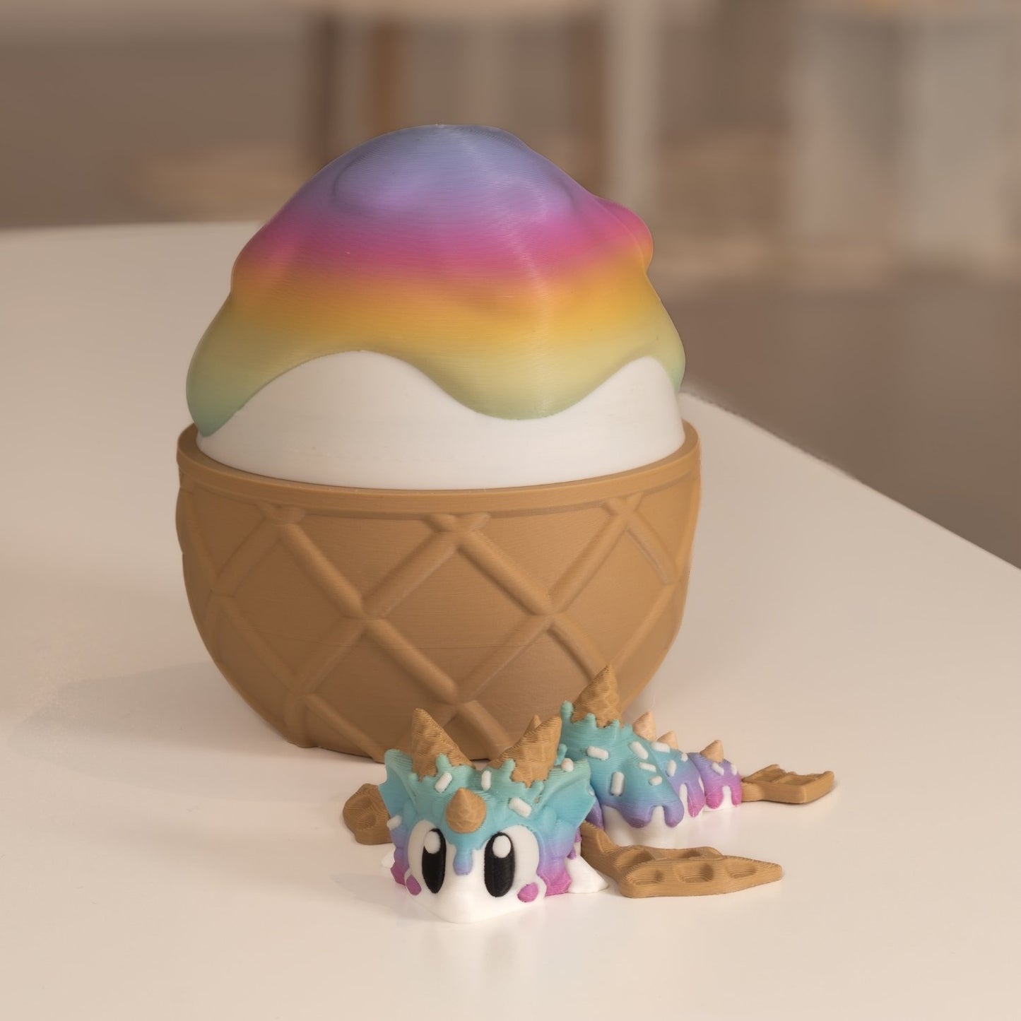 Dragon figurine 3D, dragon cornet de glace kawaii, figurine articulée et son œuf imprimés en 3D à Cognac. 