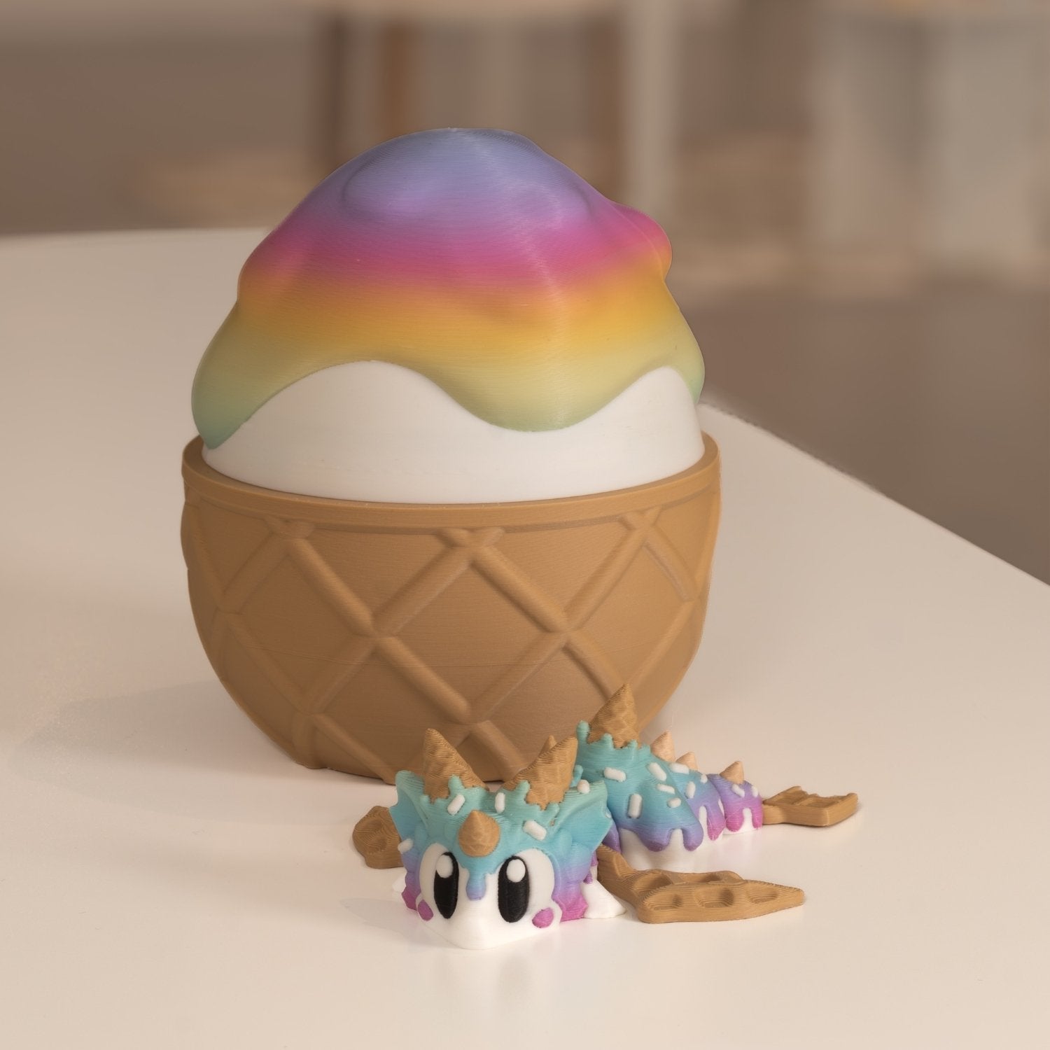 Dragon figurine 3D, dragon cornet de glace kawaii, figurine articulée et son œuf imprimés en 3D à Cognac. 
