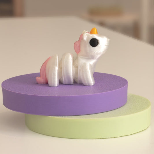 Figurine licorne kawaii 3D, figurine miniature à collectionner fabriquée à Cognac. 