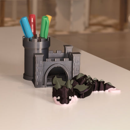 Dragons figurines kawaii, Cosmos noir et son château pot à crayon. Modèle articulé imprimé en 3D à Cognac. 