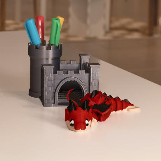 Dragons figurines kawaii, Cosmos rouge et son château pot à crayon. Modèle articulé imprimé en 3D à Cognac. 