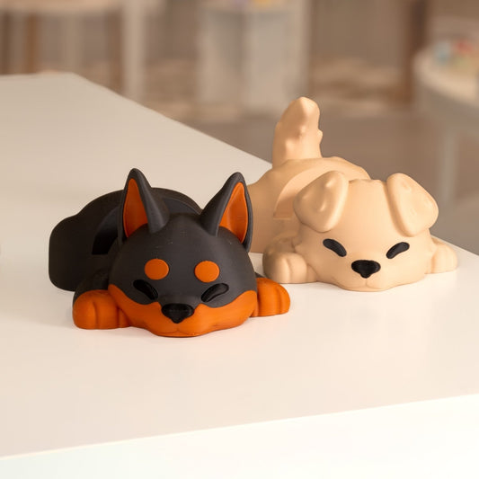 Supports pour téléphone en forme de chien. Modèle imprimé en 3D à Cognac. 